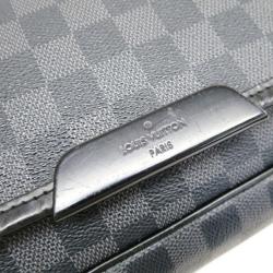 Louis Vuitton Damier Graphite Daniel Messenger Bag GM