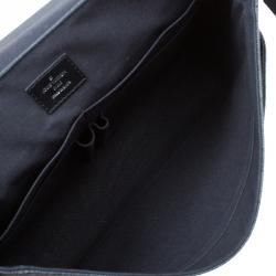 مملوكة مسبقًا Louis Vuitton Damier Graphite Canvas District MM Bag