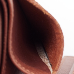 Pre Owned محفظة لوي فيتون  جيمس  كانفاس مونوغرامي