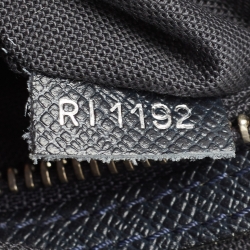 مملوكة مسبقًا Louis Vuitton Dark Blue Taiga Leather Vassili GM Bag