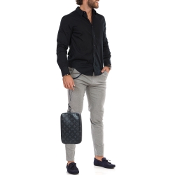 مملوكة مسبقًا Louis Vuitton Monogram Eclipse Canvas Kasai Pochette