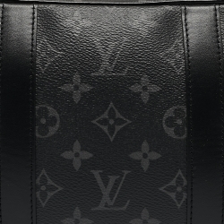 مملوكة مسبقًا Louis Vuitton Monogram Eclipse Canvas Kasai Pochette