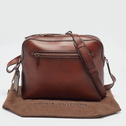 مملوكة مسبقًا Louis Vuitton Acajou Ombre Leather Reporter Messenger Bag