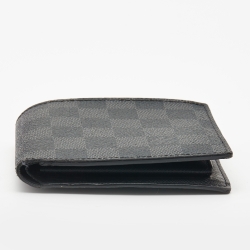 مملوكة مسبقًا Louis Vuitton Monogram Eclipse Canvas Marco Wallet
