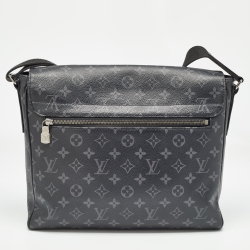 Pre Owned Louis Vuitton Monogram Eclipse Canvas District MM Bag