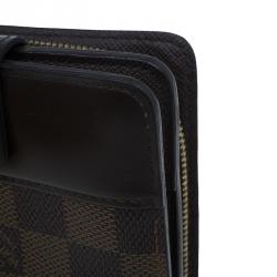 مملوكة مسبقًا محفظة لوي فيتون داميير زيبي