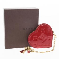 Pre Owned Louis Vuitton Red Pomme D´amour Vernis Heart Coin Purse