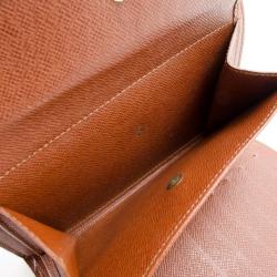 مملوكة مسبقًا Louis Vuitton Monogram Alexandra Wallet