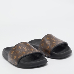 Louis Vuitton Brown Monogram Canvas  Waterfront Flat Slides Size 42