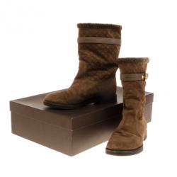 مملوكة مسبقًا Louis Vuitton Brown Suede Wintry Half Boots Size 40