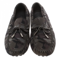 Pre Owned حذاء اريزونا لوفرز لوي فيتون سويدي مطبوع كاموفلاش رمادي مقاس 42