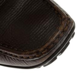 مملوكة مسبقًا Louis Vuitton Brown Embossed Leather Flower Logo Loafers Size 42