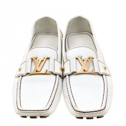 مملوكة مسبقًا Louis Vuitton White Leather Monte Carlo Loafers Size 41.5