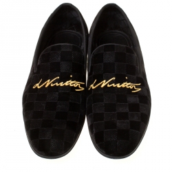 Pre Owned  حذاء لوفرز لوي فيتون سهل الارتداء قطيفة دامييه أسود مقاس 42.5