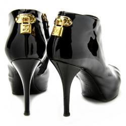 مملوكة مسب�قًا Louis Vuitton Black Patent Oh Really! Peep Toe Ankle Boots Size 38 