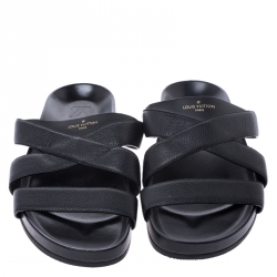 مملوكة مسبقًا  صندل سلايد لوي فيتون بيونيير فلات بشريط متقاطع جلد أسود مقاس 45