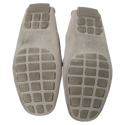 مملوكة مسبقًا Louis Vuitton Beige Suede Monte Carlo Logo Slip On Loafers Size 43