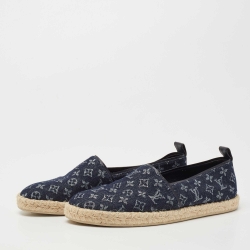 مملوكة مسبقًا Louis Vuitton Navy Blue Monogram Denim Starboard Espadrille Loafers Size 39  