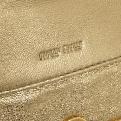 مملوكة مسبقًا محفظة ميو ميو جلد مبطنة ذهبية