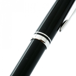 Pre Owned Montblanc Black Resin Platinum Finish Ballpoint Pen 