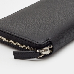 مملوكة مسبقًا Montblanc Black Leather Meisterstuck 13CC Zip Travel Wallet