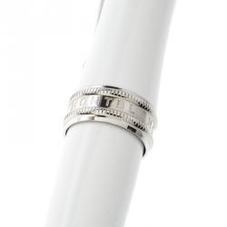 Pre Owned Montblanc Black & White Resin Bonheur Ballpoint Pen 