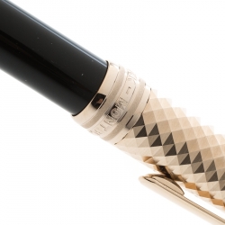 Pre Owned Montblanc Meisterstuck Solitaire Doue Geometric Dimension Ballpoint Pen