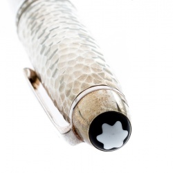 Pre Owned Montblanc Meisterstuck Textured Silver Rollerball Pen