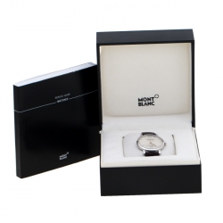 Montblanc Silver Grey Stainless Steel Star Classique 108770 Men's Wristwatch 39 mm