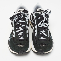 Nike x Sacai Black/White  Mesh and Suede Vaporwaffle Sneakers Size 40.5