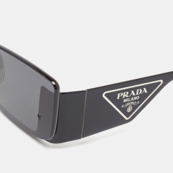 مملوكة مسبقًا Prada Black SPR 59Z Runaway Shield Sunglasses