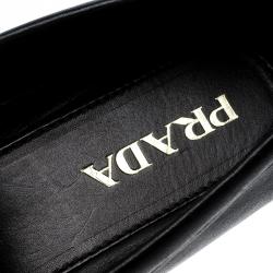 Pre Owned Prada Black Leather and Croc Trim Penny Loafers Size 40.5