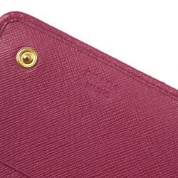 مملوكة مسبقًا Prada Pink Quilted Nylon Flap Wallet
