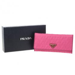 مملوكة مسبقًا Prada Pink Quilted Nylon Flap Wallet