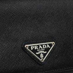 مملوكة مسبقًا Prada Black Leather Saffiano Long Flap Wallet