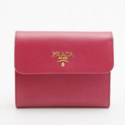 مملوكة مسبقًا Prada Pink Saffiano Short Wallet