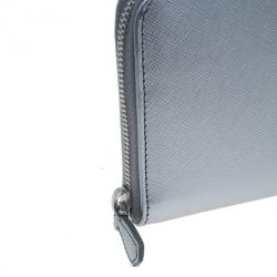 مملوكة مسبقًا Prada Silver Saffiano Zip Around Continental Wallet