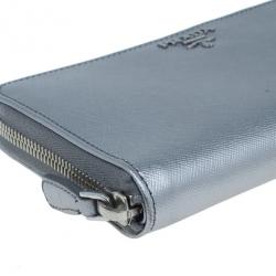 مملوكة مسبقًا Prada Silver Saffiano Zip Around Continental Wallet