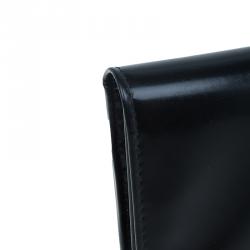 مملوكة مسبقًا محفظة برادا سبازولاتو جلد أسود ميتالك بقلاب