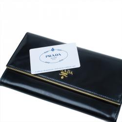 مملوكة مسبقًا محفظة برادا سبازولاتو جلد أسود ميتالك بقلاب