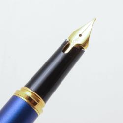 Pre Owned Yves Saint Laurent 001 Fountain Pen