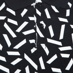 مملوكة مسبقًا تي شيرت بولو سان لوران قطن بيك طباعة قصصات ورق ملونة أبيض وأسود L