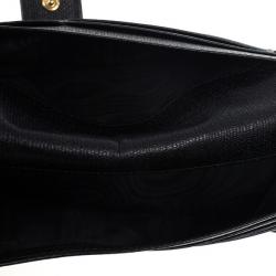 Pre Owned Saint Laurent Large Y Line Flap Wallet