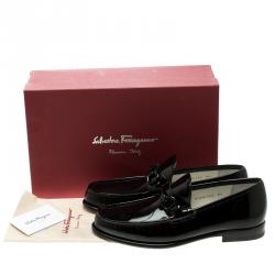 مملوكة مسبقًا Salvatore Ferragamo Black Patent Leather Mason Loafers Size 41.5