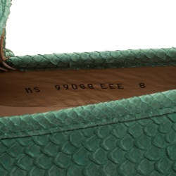 مملوكة مسبقًا حذاء لوفرز سالفاتوري فيراغامو ماسون جلد ثعبان أخضر مقاس 41