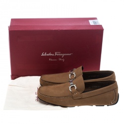 مملوكة مسبقًا حذاء لوفرز سالفاتوري فيراغامو لوندرا جلد نوبوك بيج داكن مقاس 44