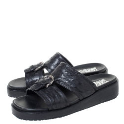 Salvatore Ferragamo Black Ostrich Leather Lutfi Platform Slides Size 40