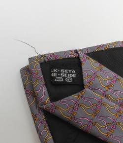 Pre Owned Salvatore Ferragamo Gray Lions Print Silk Tie