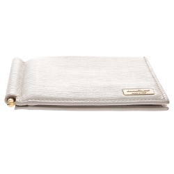 Pre Owned Salvatore Ferragamo Cream Leather Money Clip Wallet