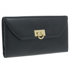 Pre Owned Salvatore Ferragamo Black Leather Continental Wallet